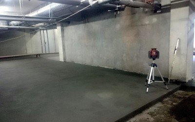 Марфино; стяжка под полимер, краску (подвал) Стяжка бетонного пола. Фото